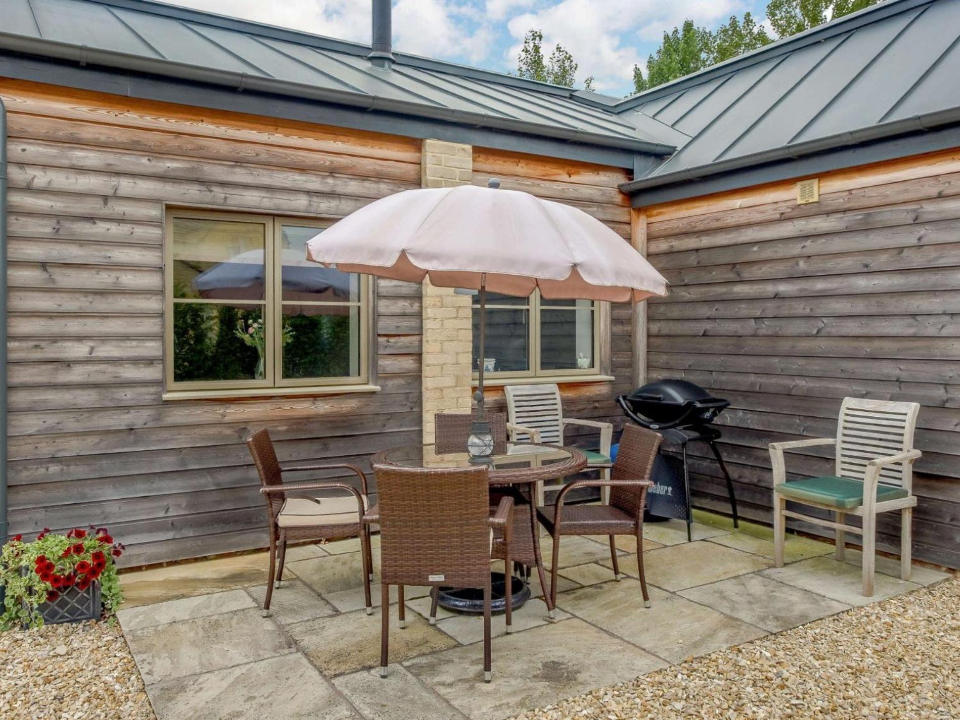 2 Bed In Winchcombe 57828 Exterior foto